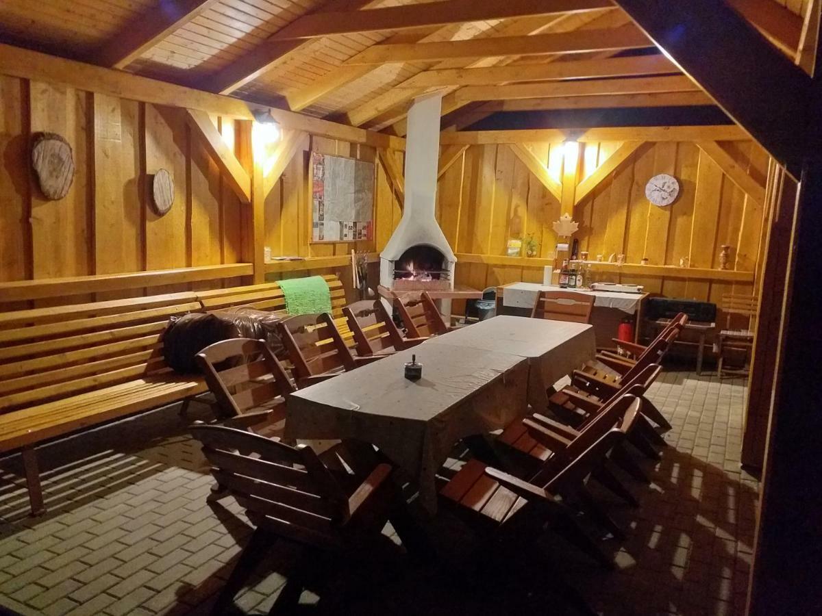 Penzion Anika Krasnohorska Dlha Luka Dış mekan fotoğraf